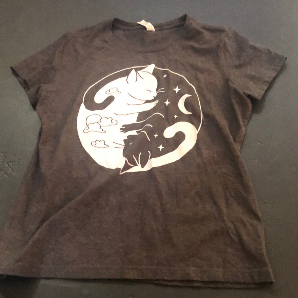Women’s gray t-Shirt